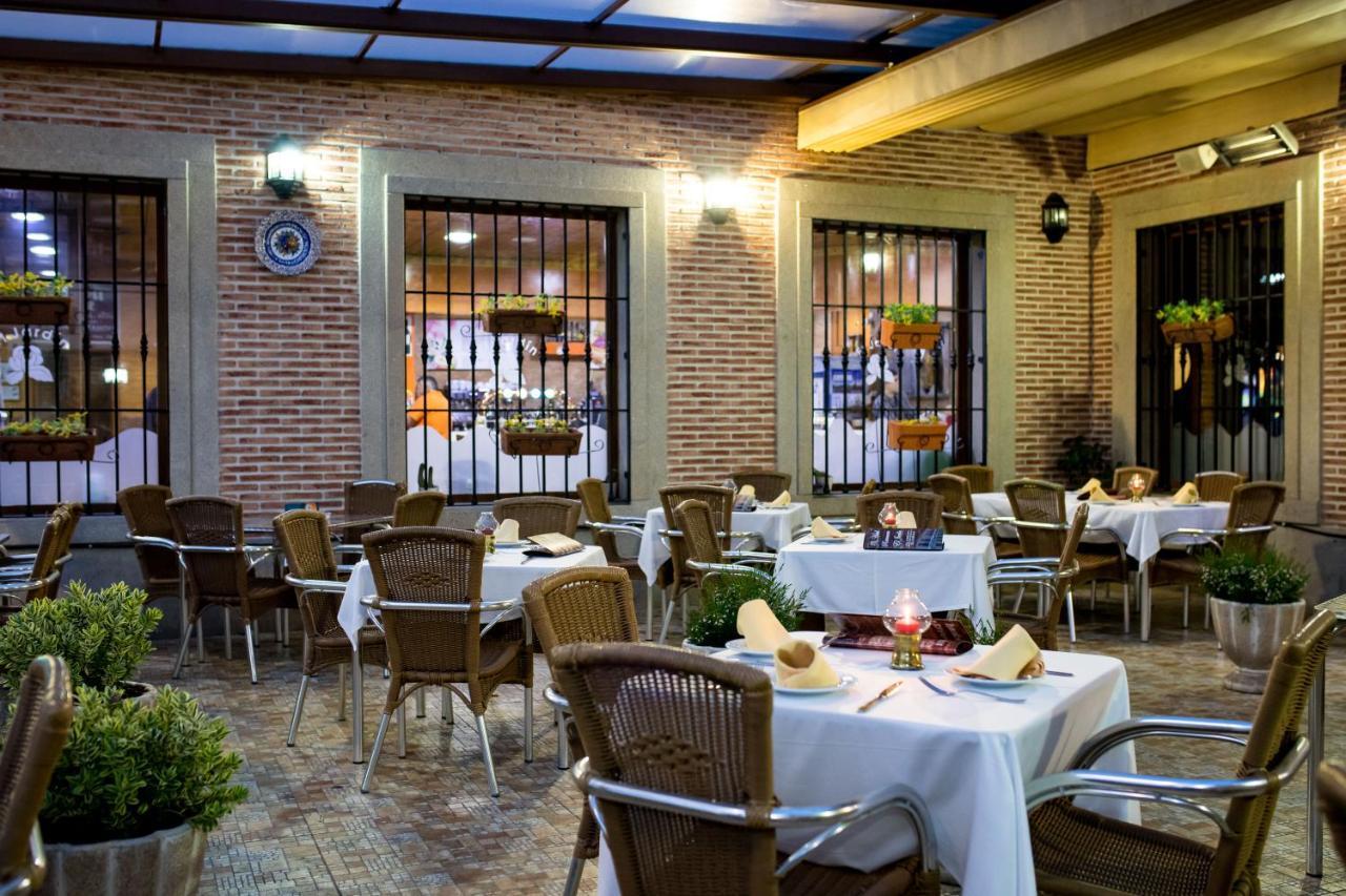 Hotel Rural El Jardin Aldea del Fresno Extérieur photo